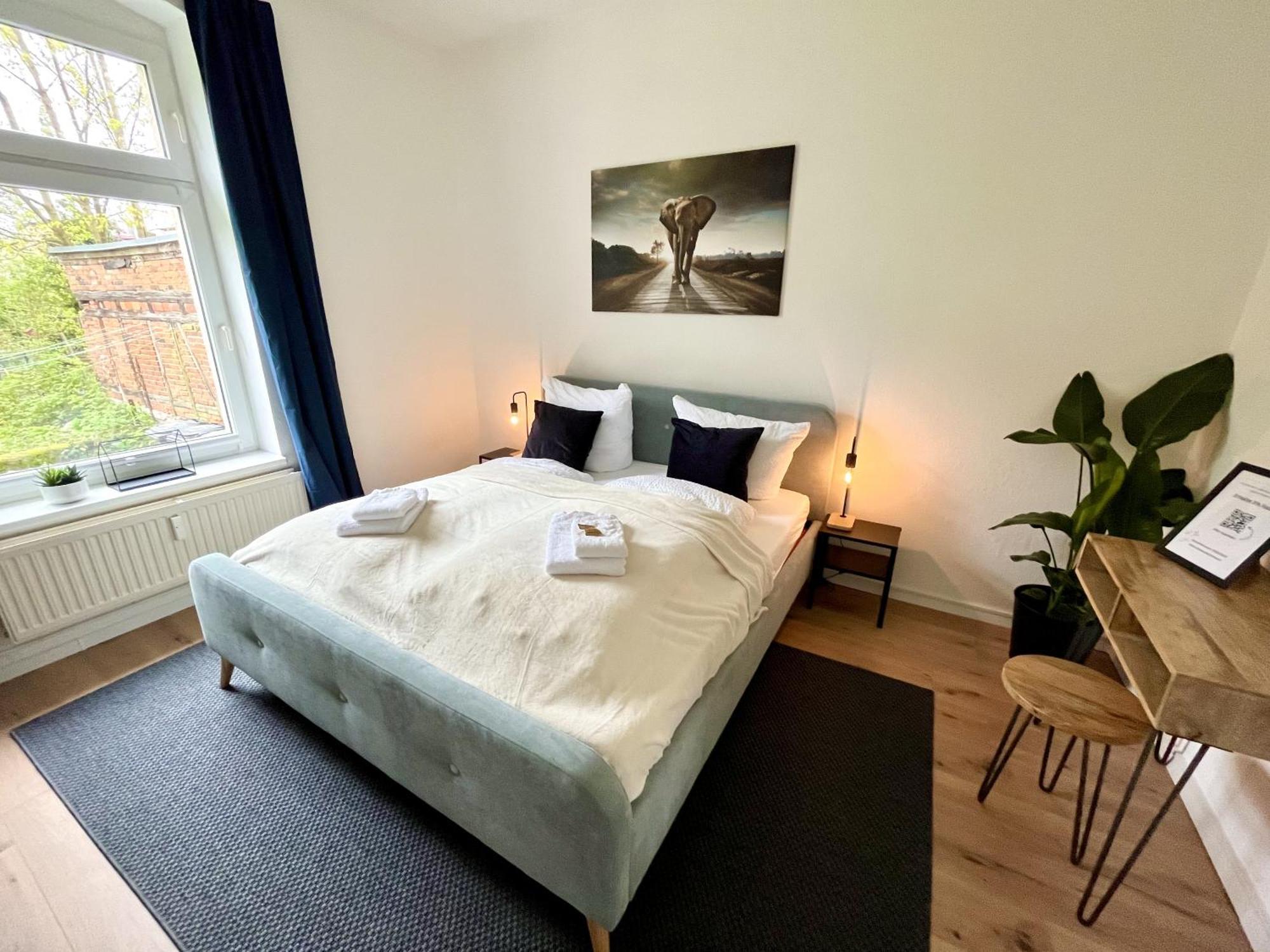 Endless: Studio Mit Netflix + Workstation Im Zentrum Schwerin  Exteriér fotografie